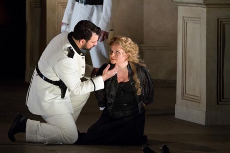 The Metropolitan Opera, New York: Georg Friedrich Händel, Julije Cezar, dir. Harry Bicket, red. David McVicar