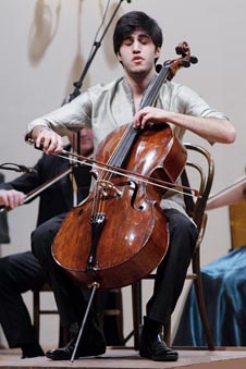 Kian Soltani foot: Mirko Cvjetko