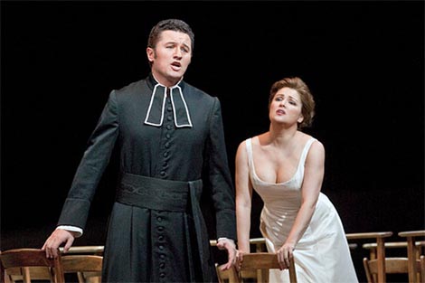 The Metropolitan Opera, New York: Jules Massenet, Manon, dir. Marco Armiliato, red. Laurent Pelly