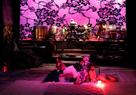 Hrvatsko narodno kazalište u Zagrebu i C.I.C.T – Théâtre des Bouffes du Nord: Frédéric Verrières. Mimi, dir. Jean Deroyer, red. Guillaume Vincent