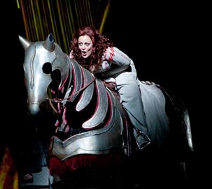 Metropolitan Opera New York: Richard Wagner, Sumrak bogova, dir. Fabio Luisi, red. Robert Lepage, foto: Ken Howard/Metropolitan Opera